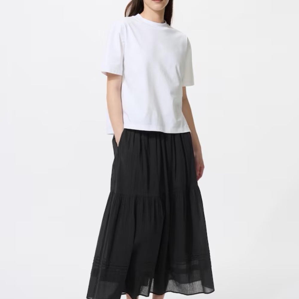 Uniqlo AIRism Short-Sleeve White T-shirt